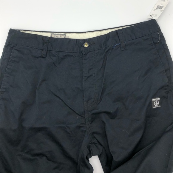 brand new volcom shorts - Picture 2 of 6